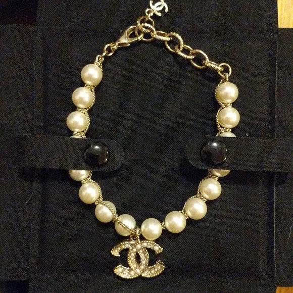 Chanel bracelet - Picture 9 of 13